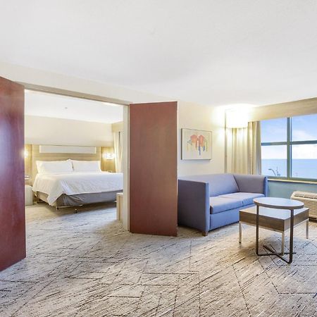 Holiday Inn Express - Gulfport Beach By Ihg Exterior photo