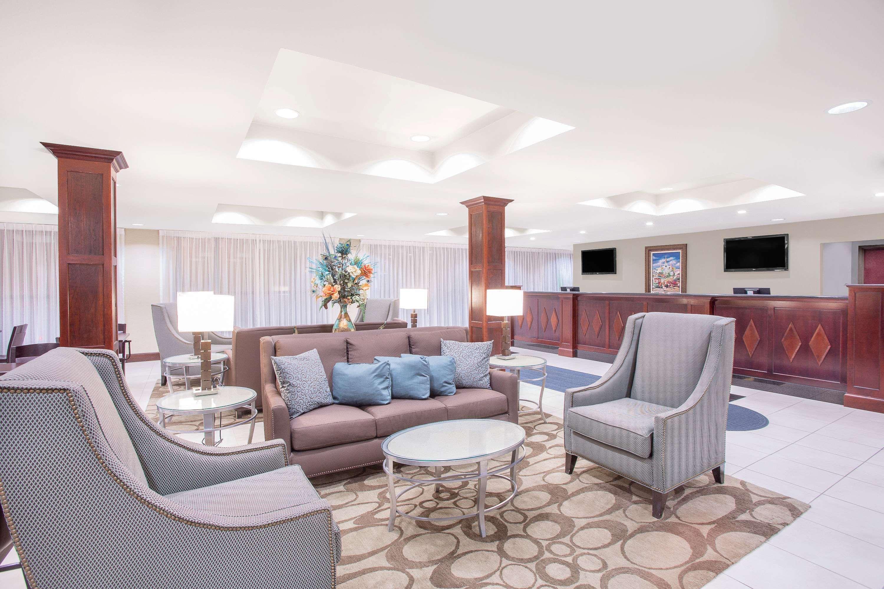 Holiday Inn Express - Gulfport Beach By Ihg Exterior photo