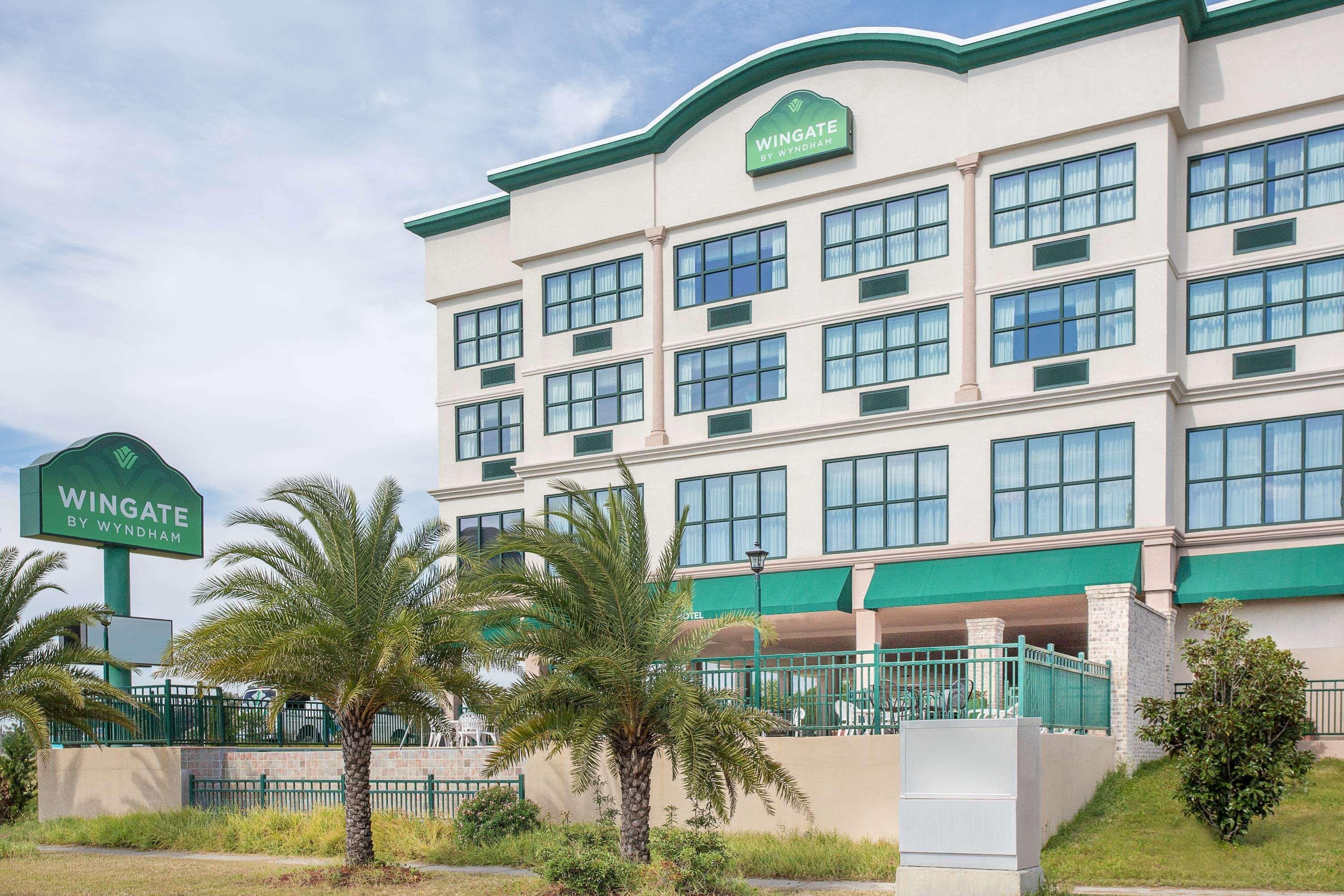 Holiday Inn Express - Gulfport Beach By Ihg Exterior photo